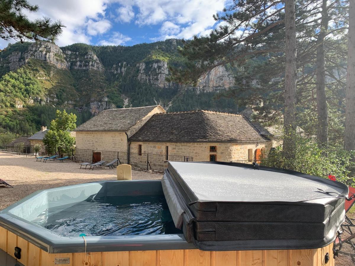 La Voutee 5 Epis Avec Bain Finlandais Prive Au Manoir Du Charme Gorges Du Tarn Bed & Breakfast Quezac  Ngoại thất bức ảnh