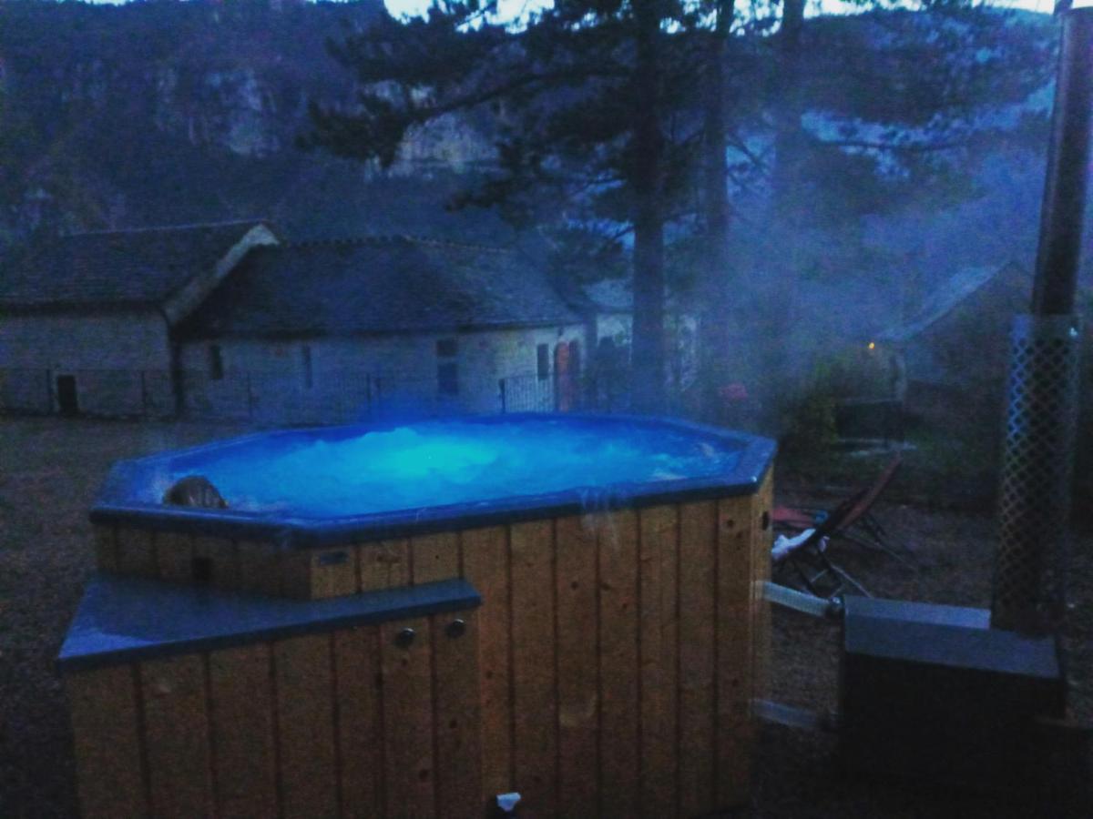 La Voutee 5 Epis Avec Bain Finlandais Prive Au Manoir Du Charme Gorges Du Tarn Bed & Breakfast Quezac  Ngoại thất bức ảnh